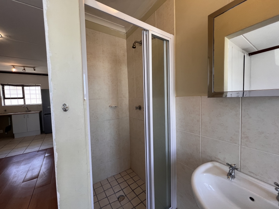 To Let 1 Bedroom Property for Rent in Parklands Western Cape